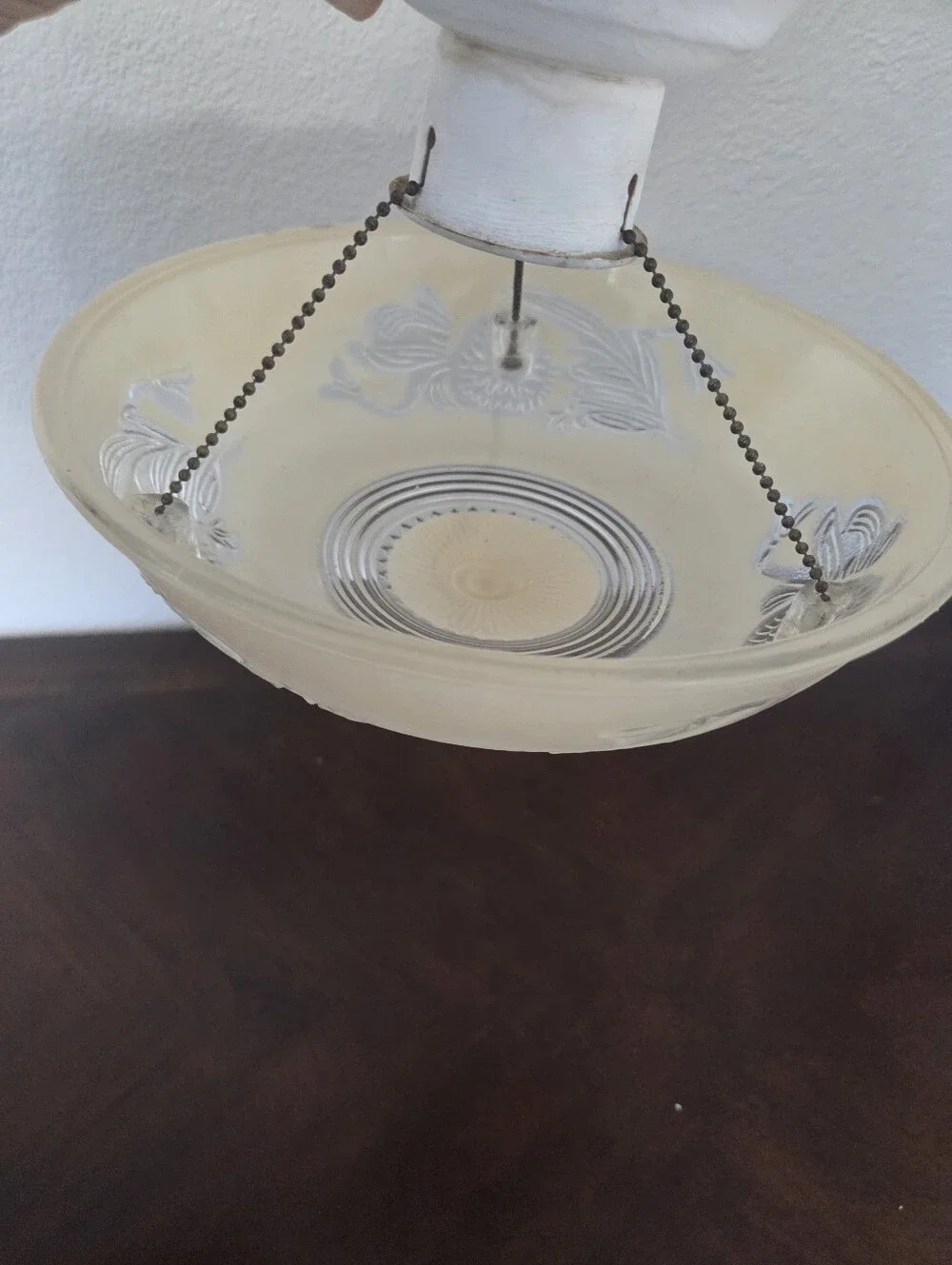 N/A ornate round